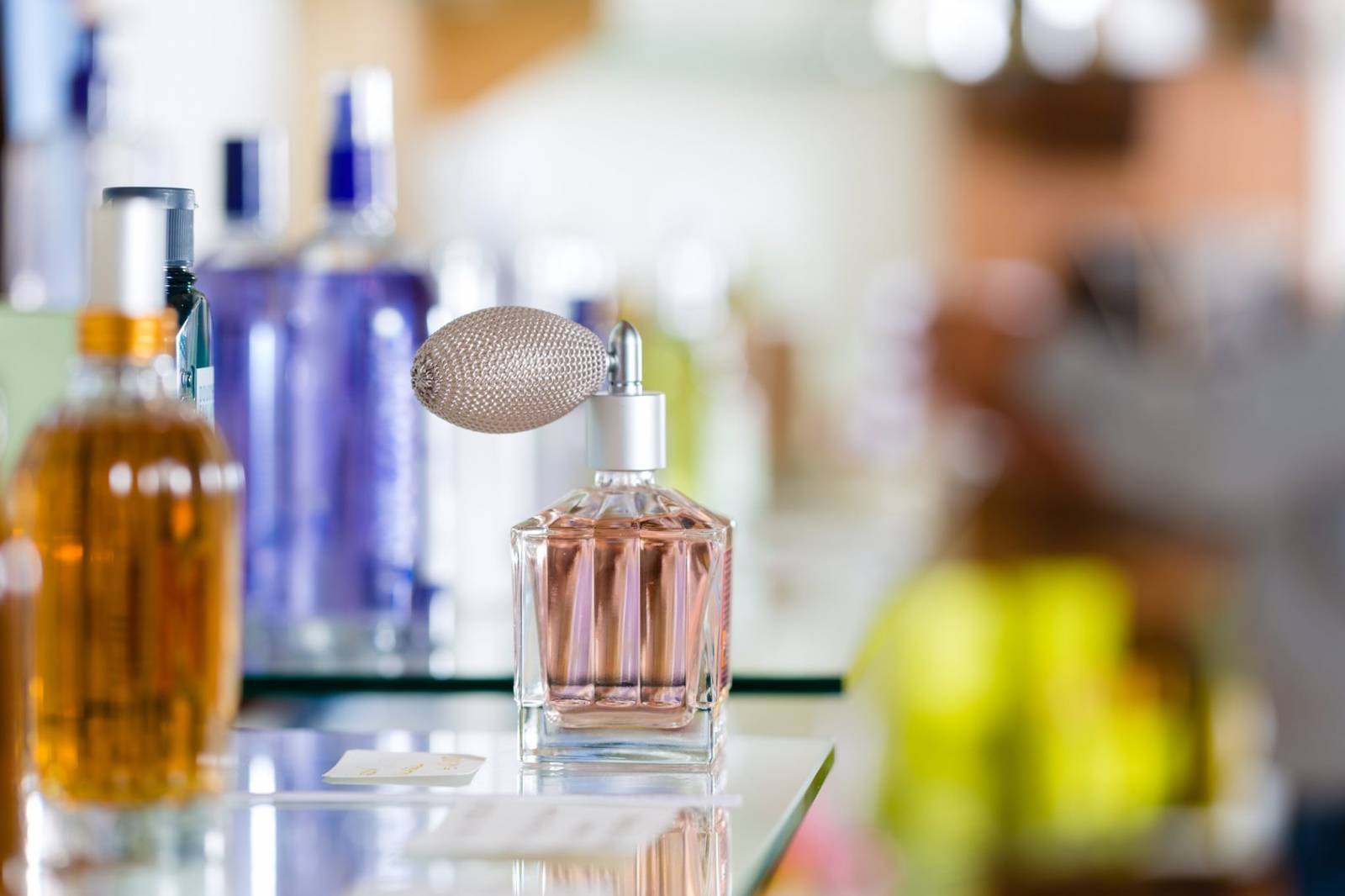 Vente en gros de parfum personnalisé vers Valence et ses environs dans le 26